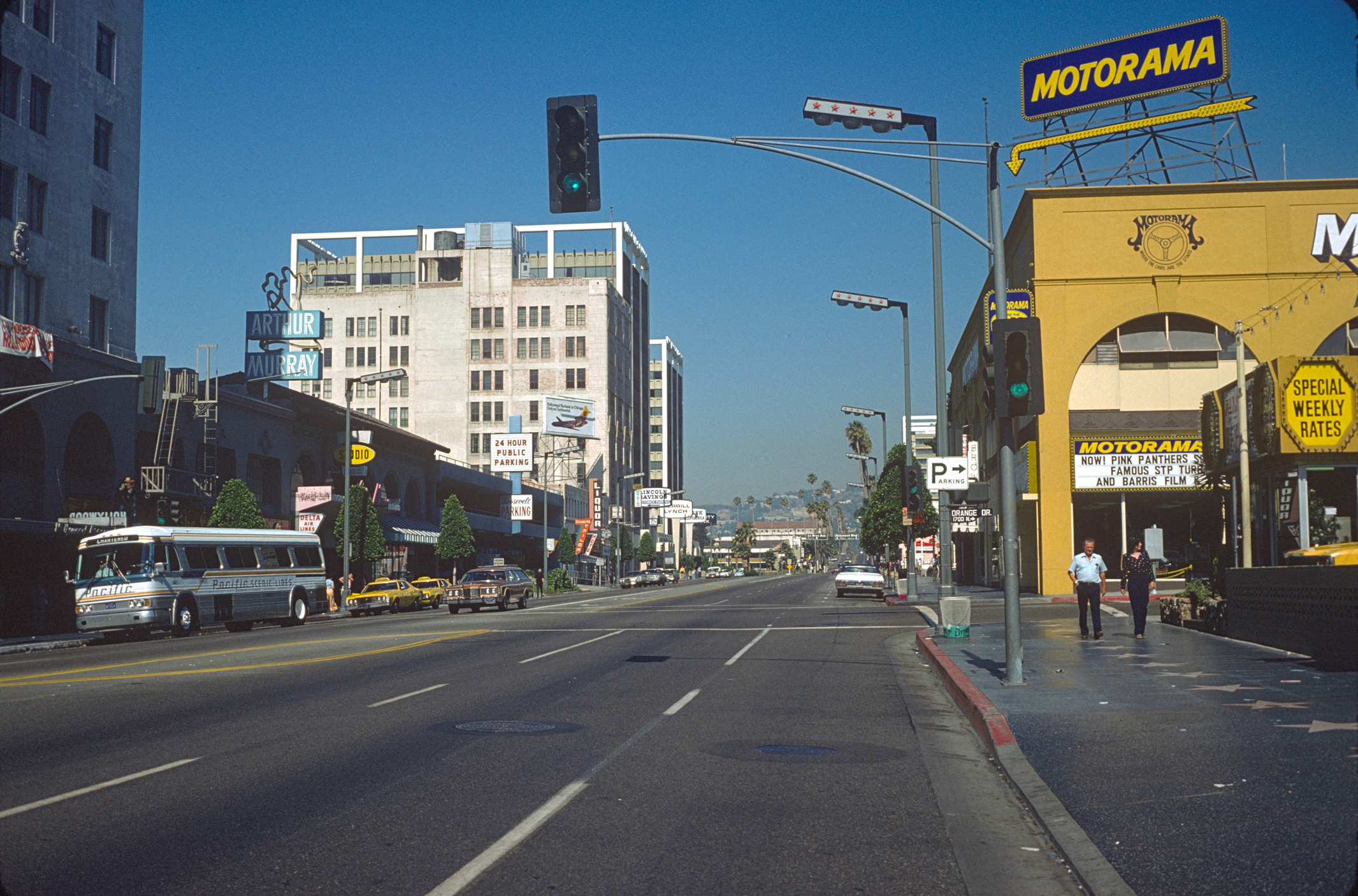 In High Demand: Super Bowl Parking Spots Going For Hundreds Of Dollars -  CBS Los Angeles